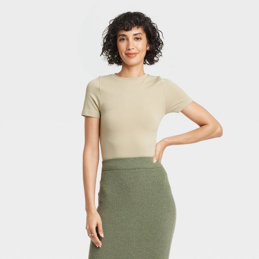 NEW Women's Slim Fit Short Sleeve Seamless Shirt a New Day XL: Lightweight MSRP